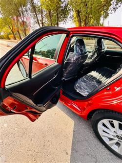 تۆیۆتا کامری